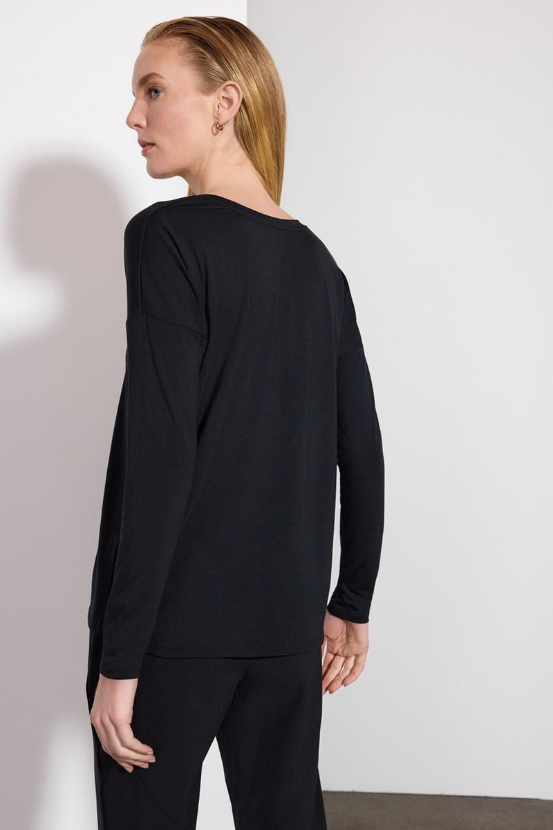 MPG - Dynamic Long Sleeve Tee - all things being eco chilliwack canada - women's clothing store