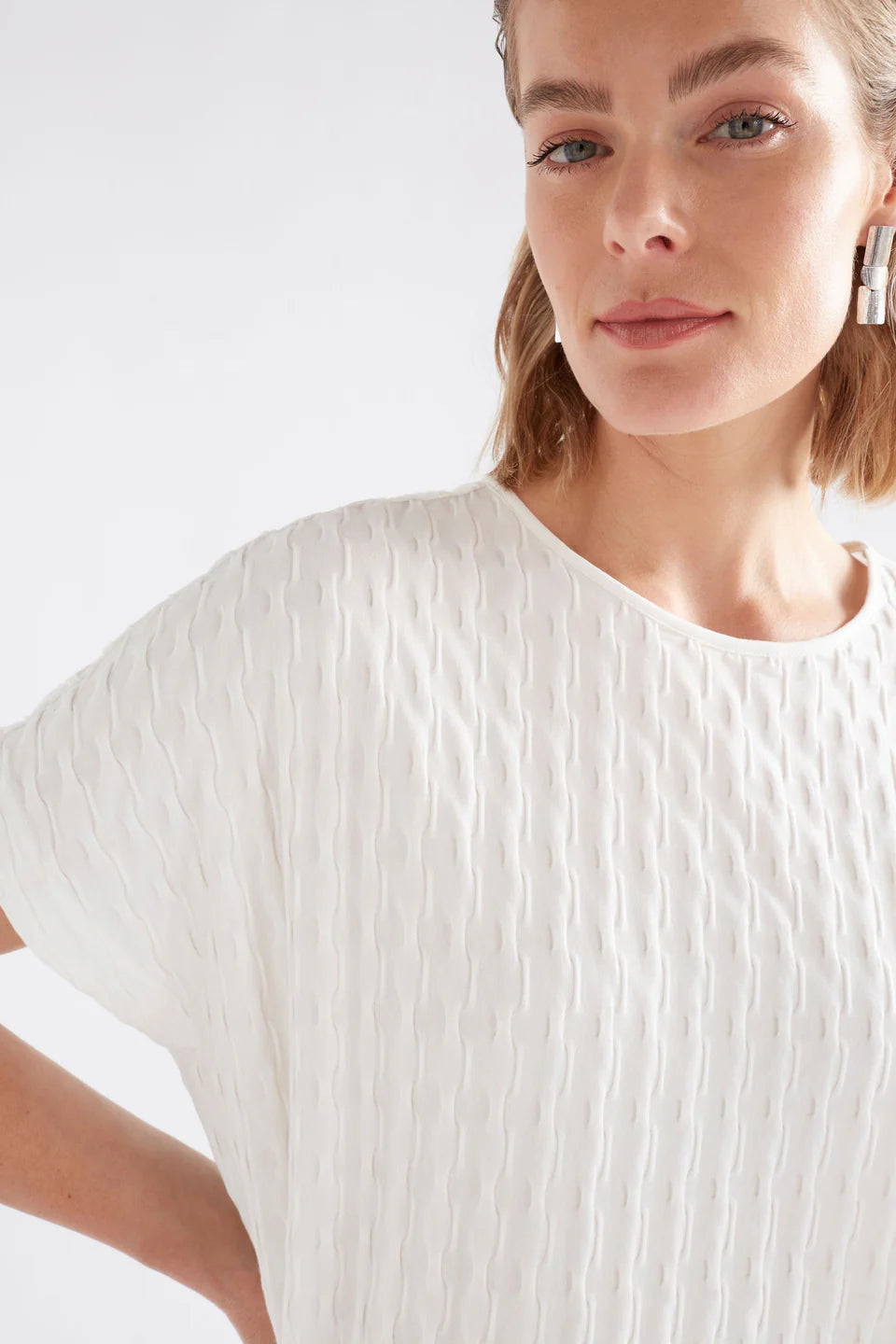 Elk The Label - Orta Boxy Textured Tee Shirt