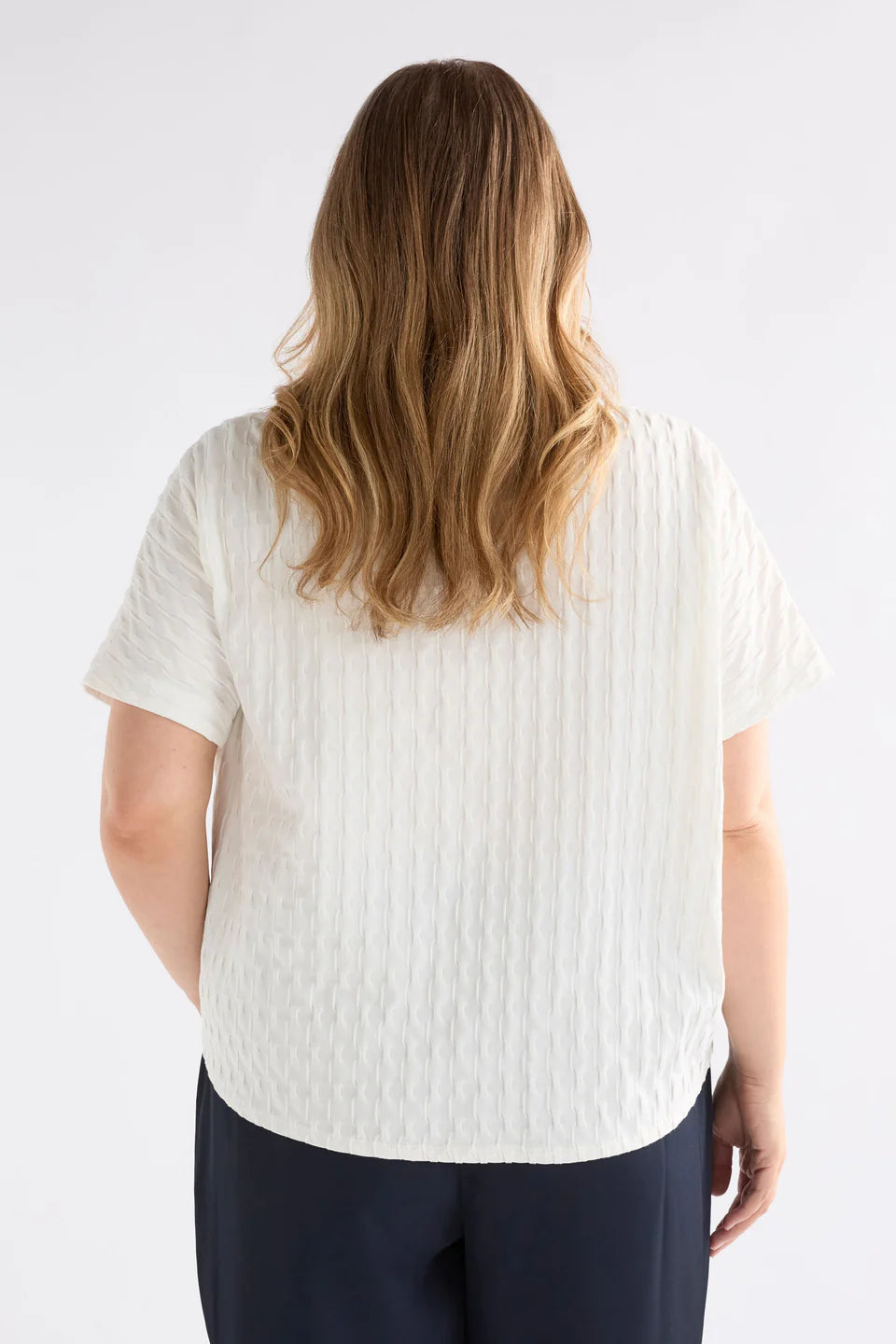 Elk The Label - Orta Boxy Textured Tee Shirt