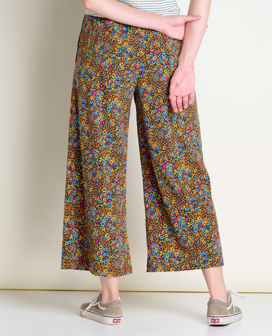 Toad & Co. - Sunkissed Wide Leg II Pants - all things being eco chilliwack canada - women's clothing and accessories store - recycled and eco friendly fashion - hem and back detail