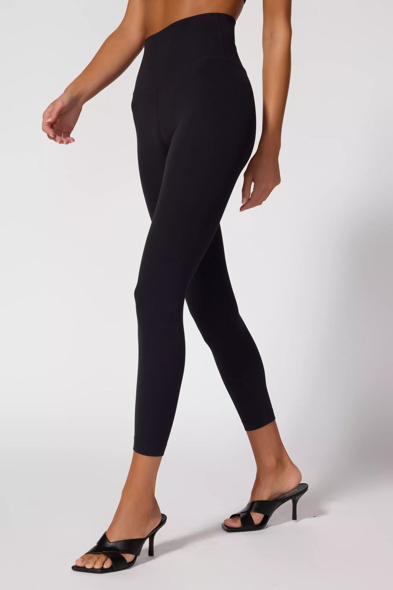 MPG - Ribbed Legging