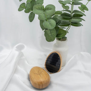 Milieu Market - Bamboo Wet Hair Brush