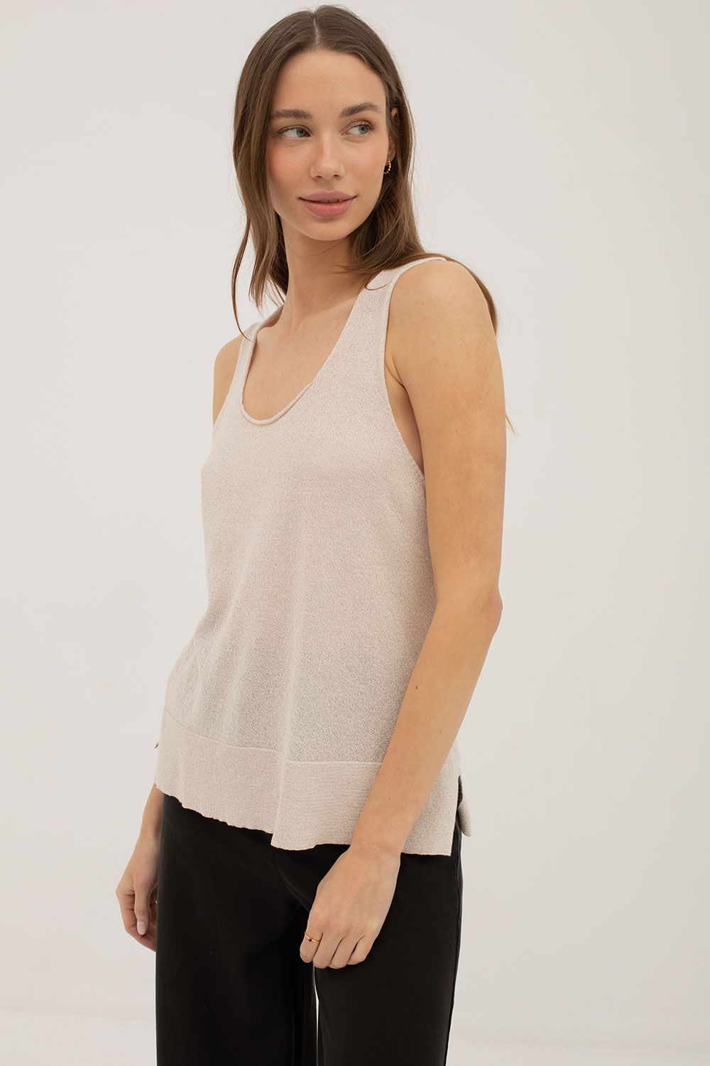 Mus Bombon - Torto Sleeveless Crewneck Top