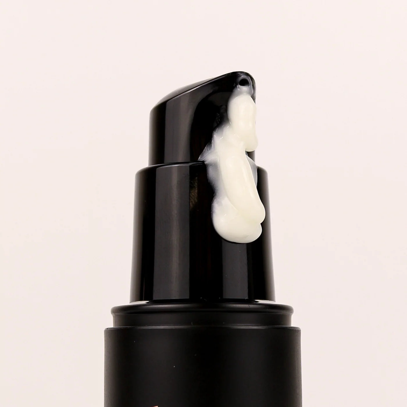 Truly - Illuminating Eye Cream