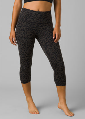 Prana - Chakra Capri  Women's Sustainable Clothing and Accessories – All  Things Being Eco