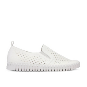 Ilse Jacobsen - Tulip Slip-On Sneakers White all things being eco chilliwack - women's footwear store - eco friendly shoes